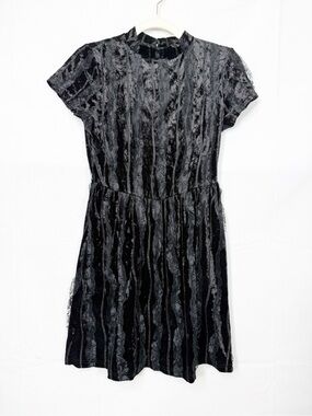 Disturbia Crushed Velvet Lace Mock Neck Mini Babydoll Dress Black Goth Grunge